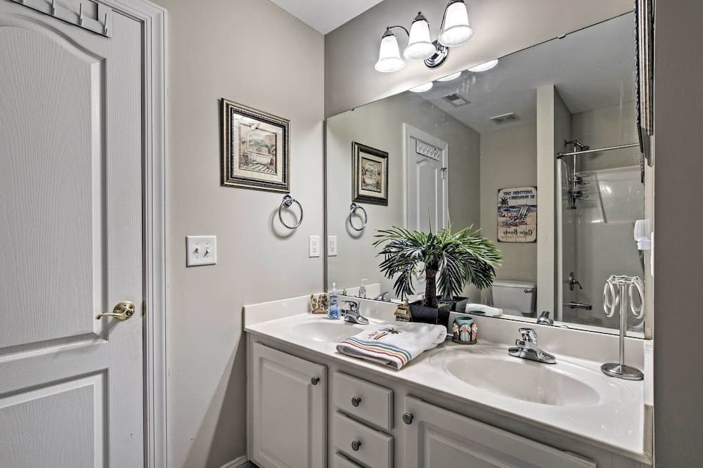 Photo of Bathroom in Wake Forest
