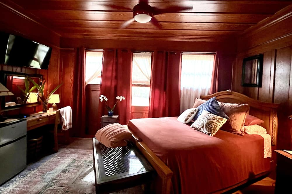 Photo of Bedroom in Hawi