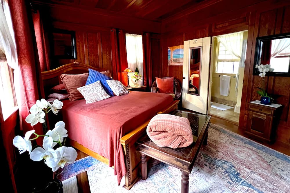 Photo of Bedroom in Hawi