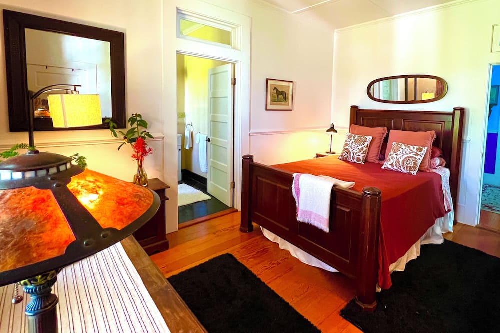 Photo of Bedroom in Hawi