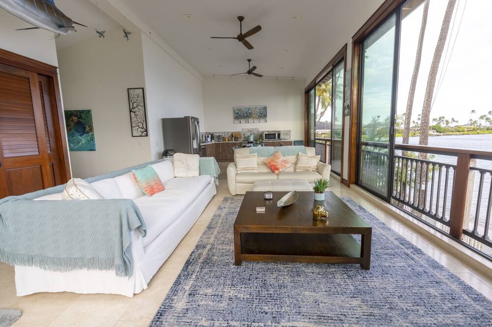 Photo of Bedroom in Waialae Iki Ridge