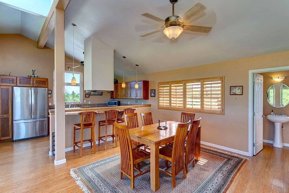 Photo of Kitchen in Nanawale Estates