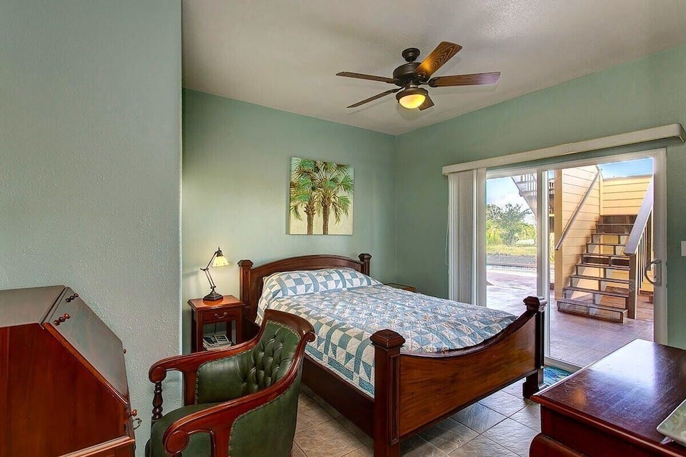 Photo of Bedroom in Nanawale Estates