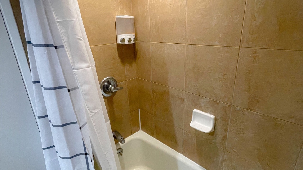 Photo of Bathroom in Waikiki