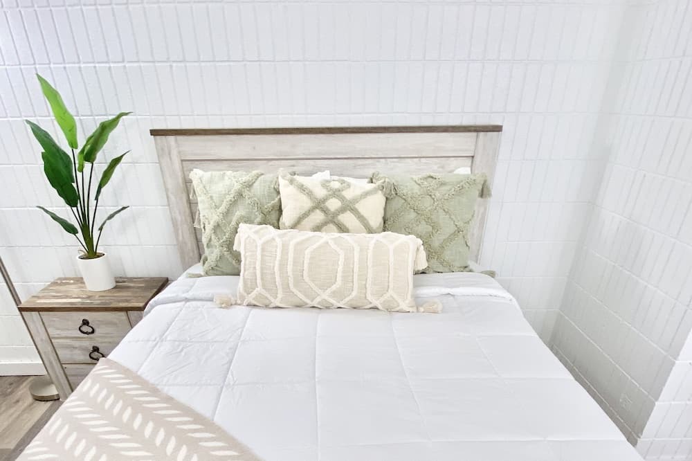 Photo of Bedroom in Punaluu
