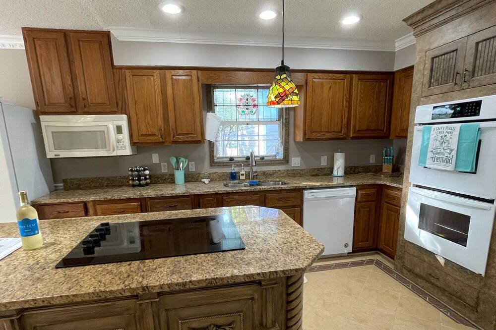 Photo of Kitchen in Surfside Beach
