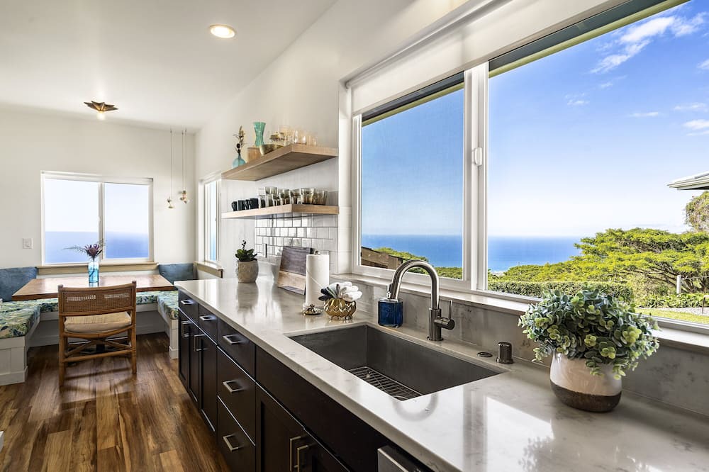 Photo of Kitchen in Holualoa
