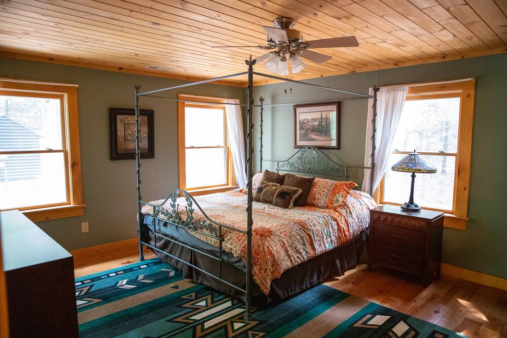 Photo of Bedroom in Vein Mountain