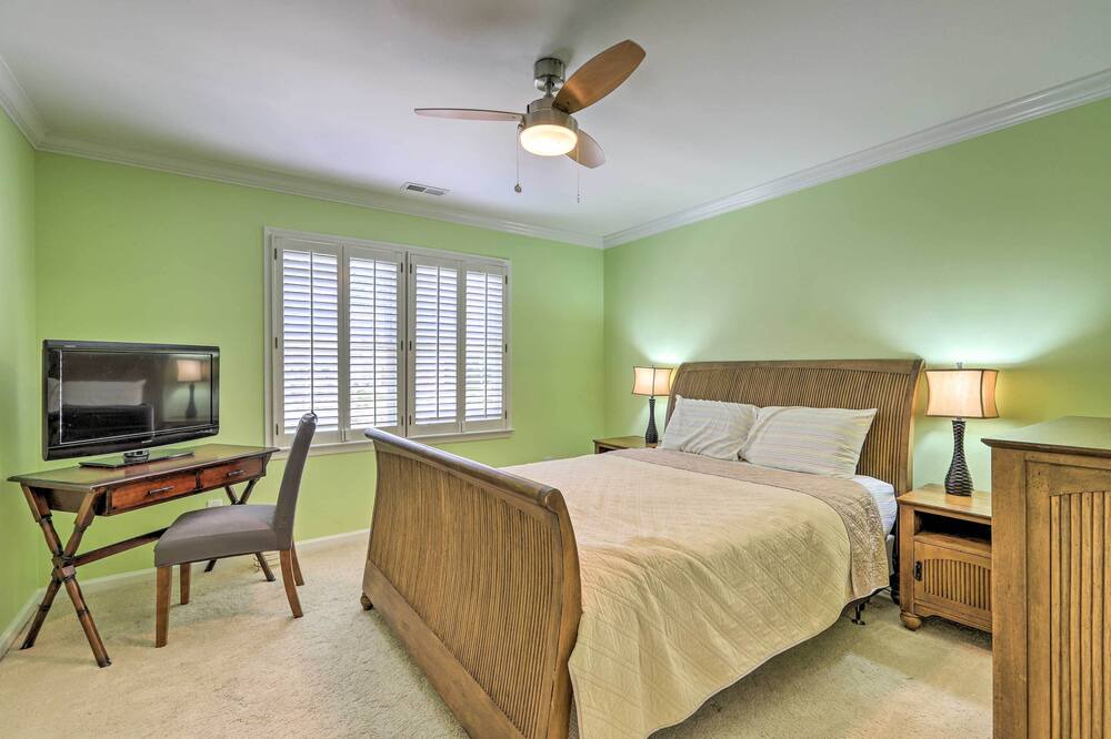 Photo of Bedroom in Alpharetta