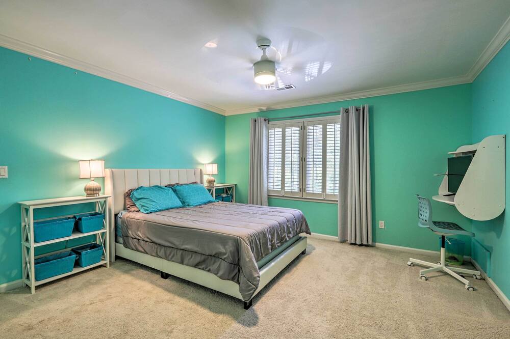 Photo of Bedroom in Alpharetta