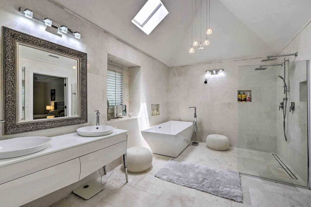 Photo of Bathroom in Alpharetta