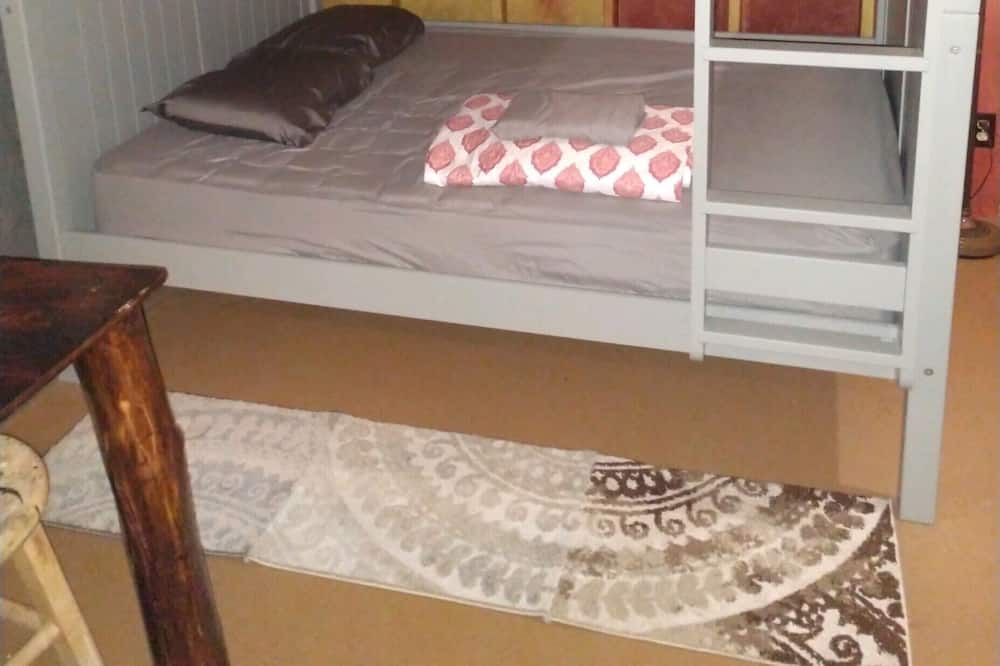 Photo of Bedroom in Hawaiian Acres