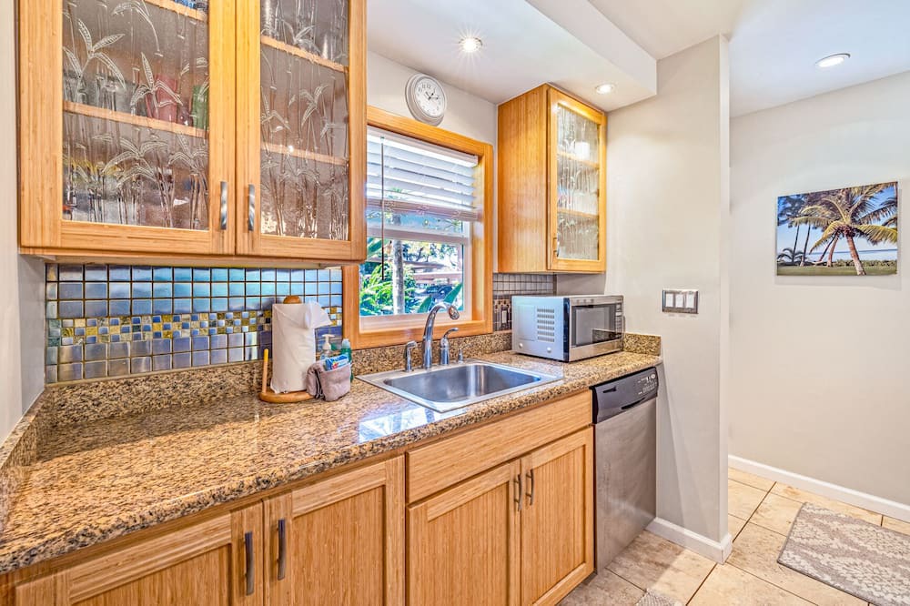 Photo of Kitchen in Downtown Lahaina