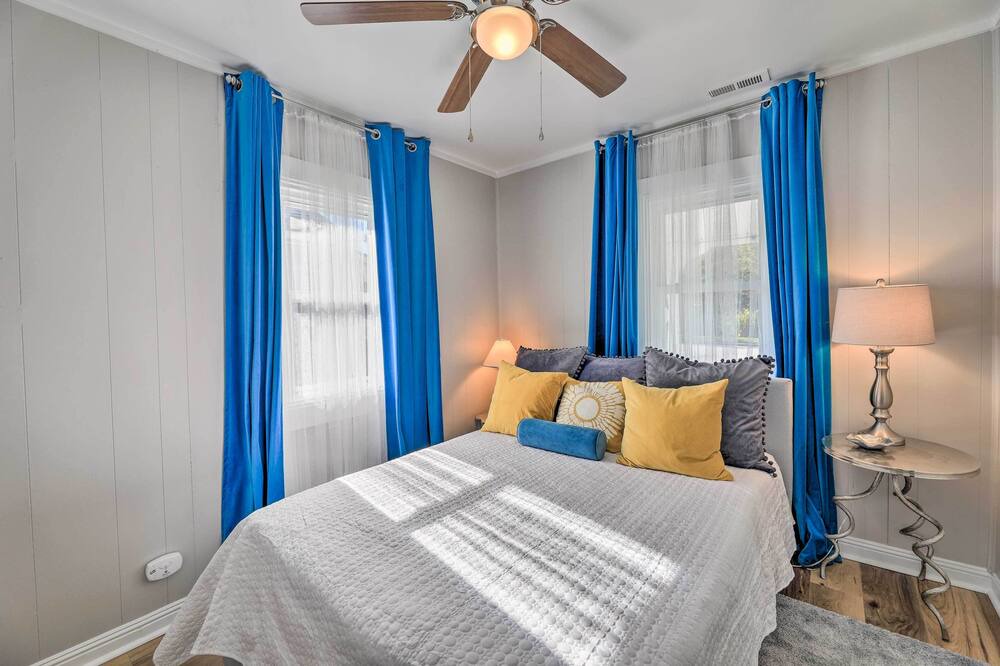 Photo of Bedroom in Morehead City
