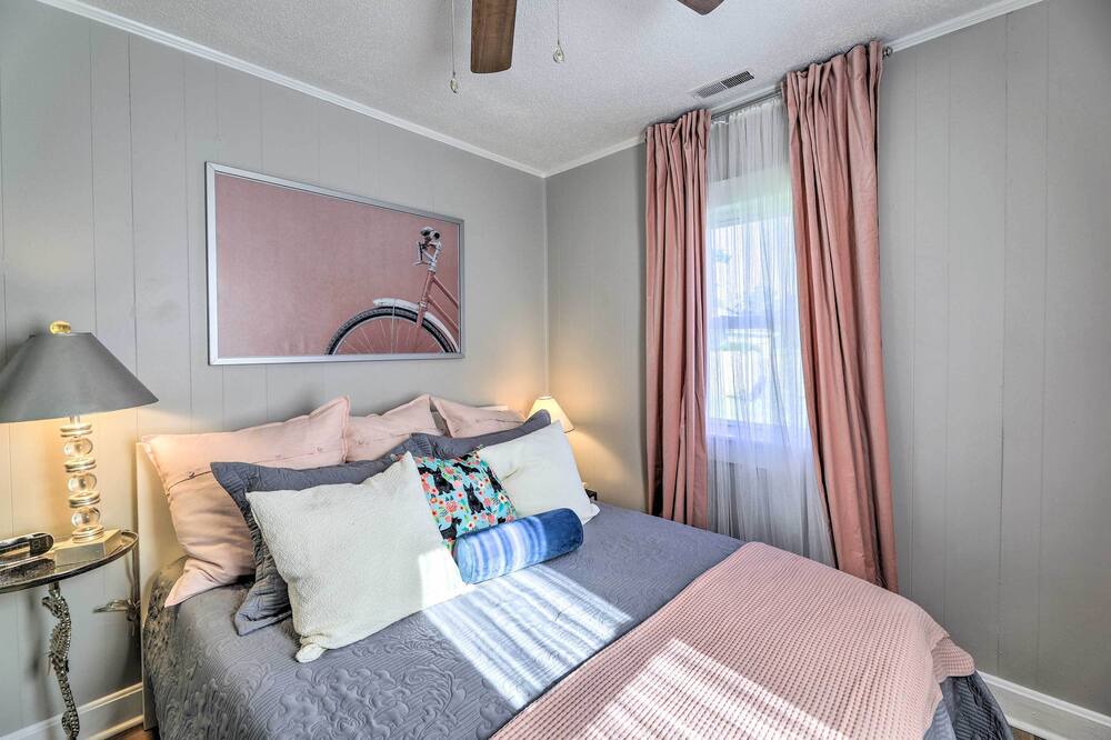 Photo of Bedroom in Morehead City