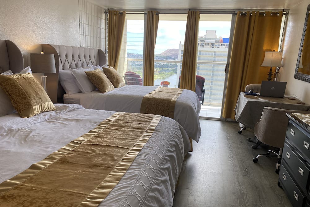 Photo of Bedroom in Diamond Head - Kapahulu - St. Louis