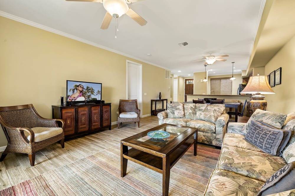 Photo of Livingroom in Waikoloa