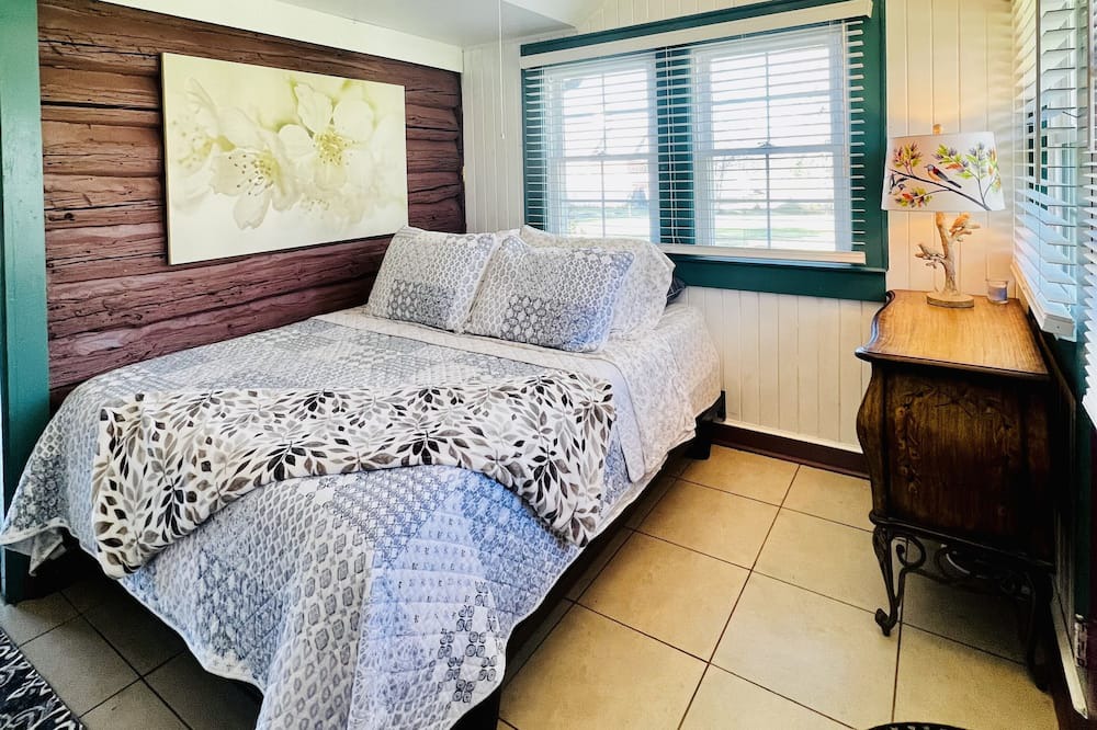 Photo of Bedroom in Wilkesboro