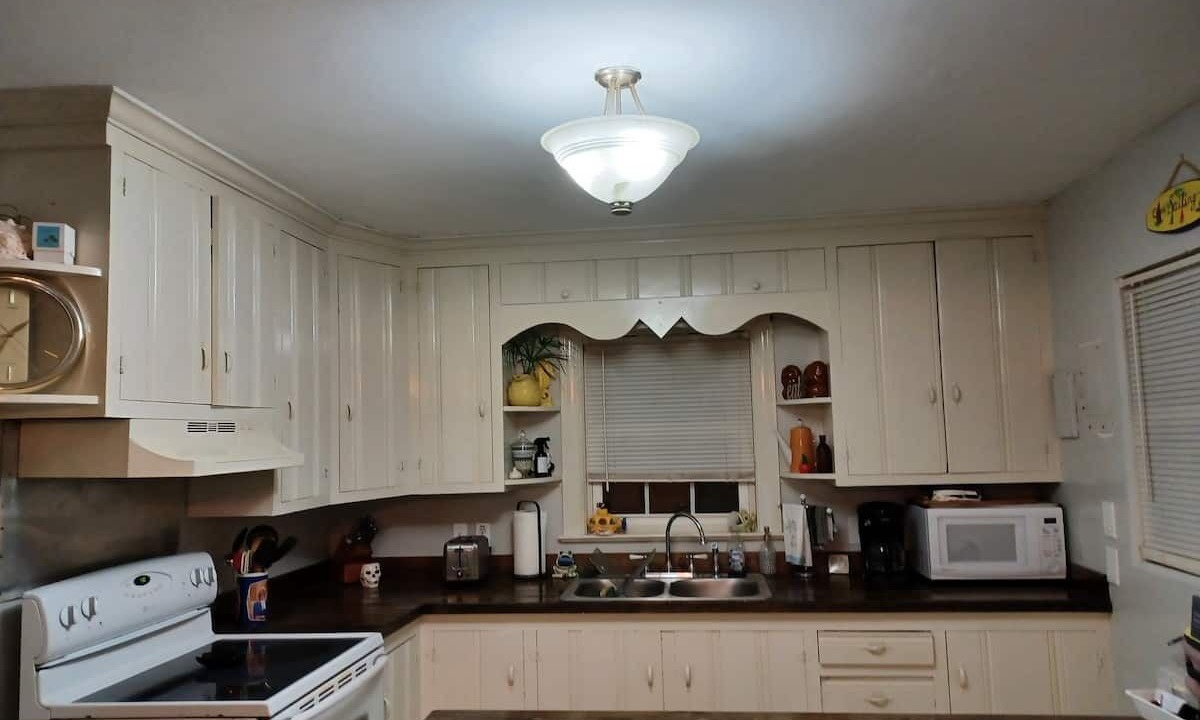 Photo of Kitchen in Buckroe Beach