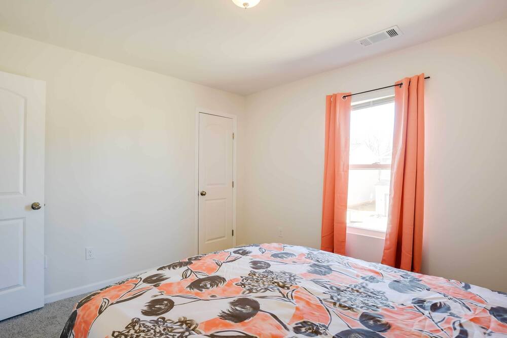 Photo of Bedroom in Conestee