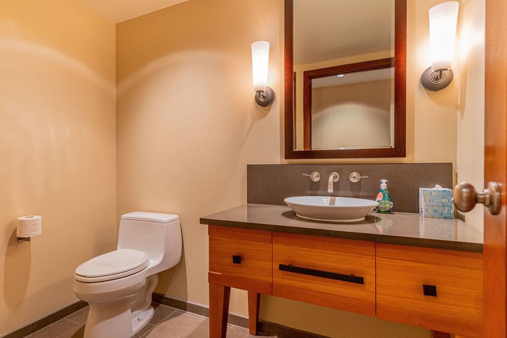 Photo of Bathroom in Kapolei