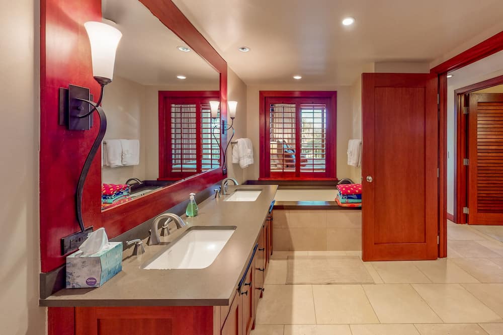 Photo of Bathroom in Kapolei