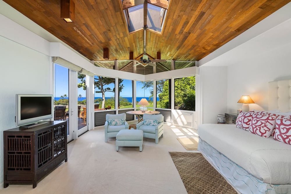 Photo of Livingroom in Kamuela