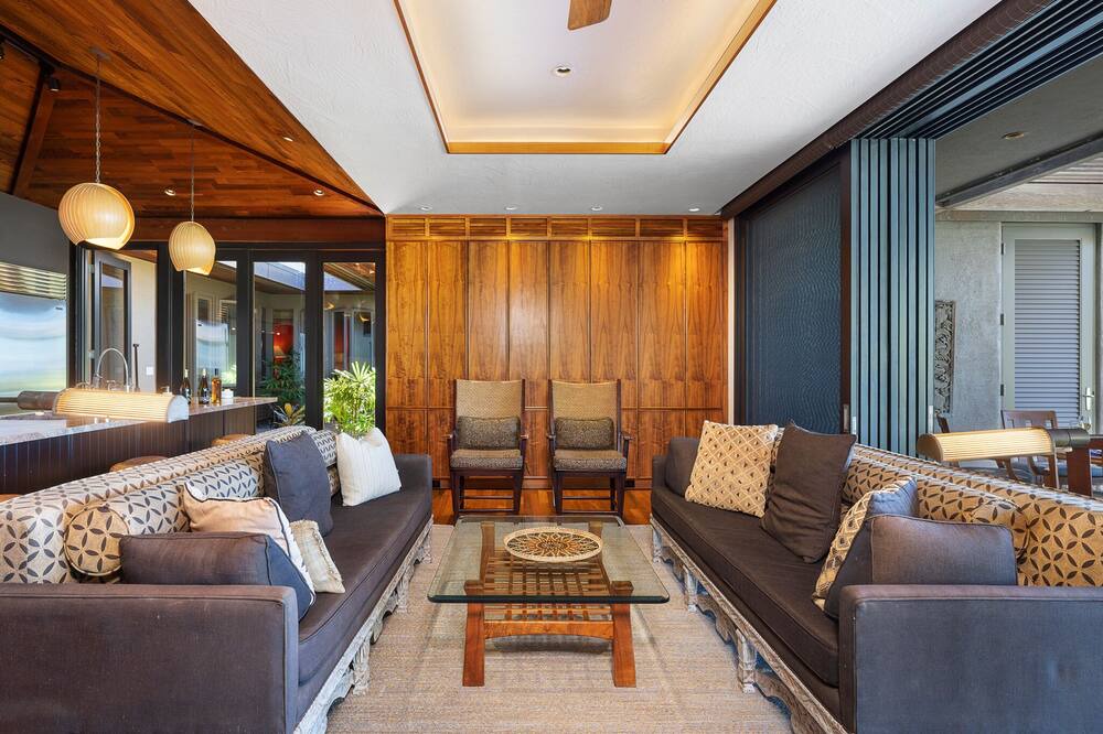 Photo of Livingroom in Kamuela