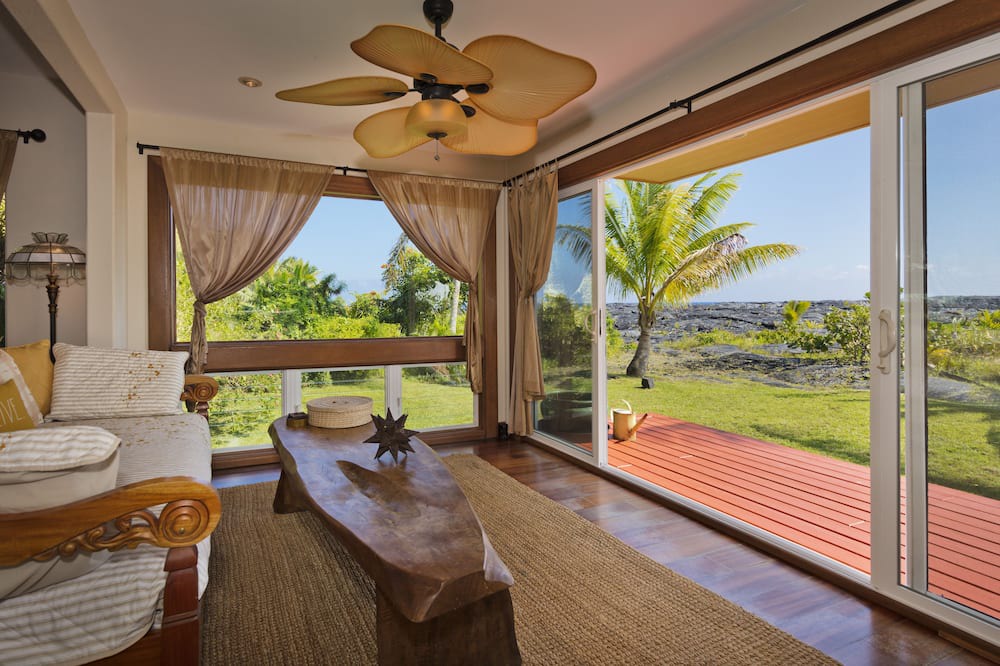 Photo of Livingroom in Kalapana