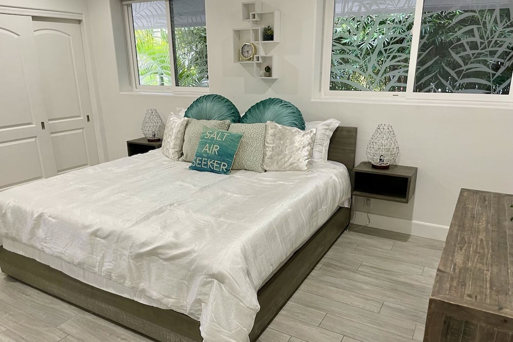 Photo of Bedroom in Kailua