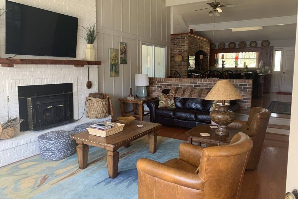 Photo of Livingroom in Lexington County