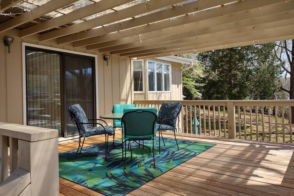 Photo of Patio Balcony in Lexington County