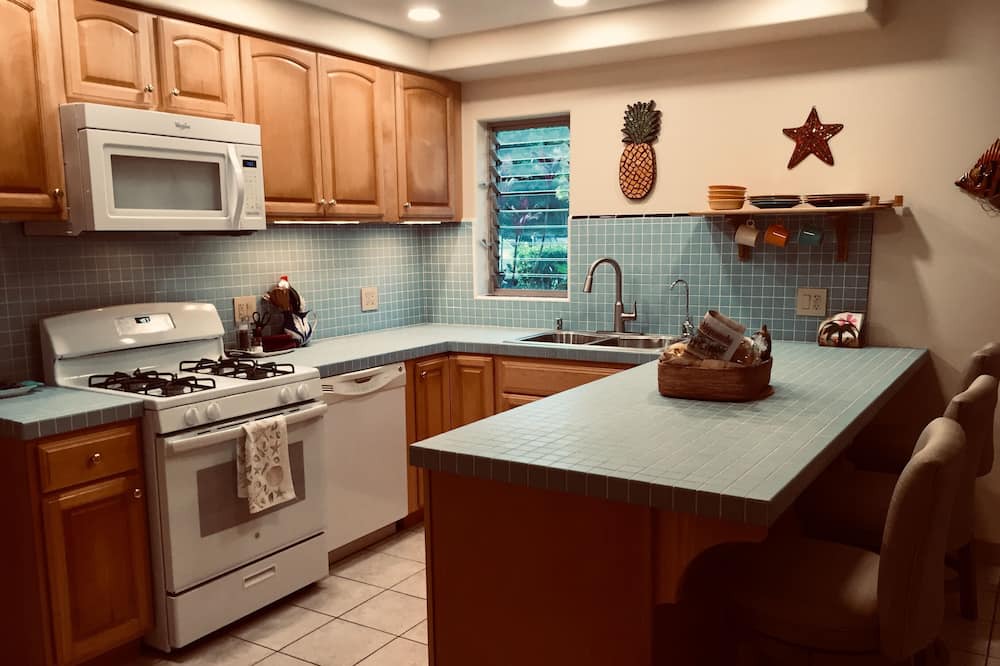 Photo of Kitchen in Ualapue