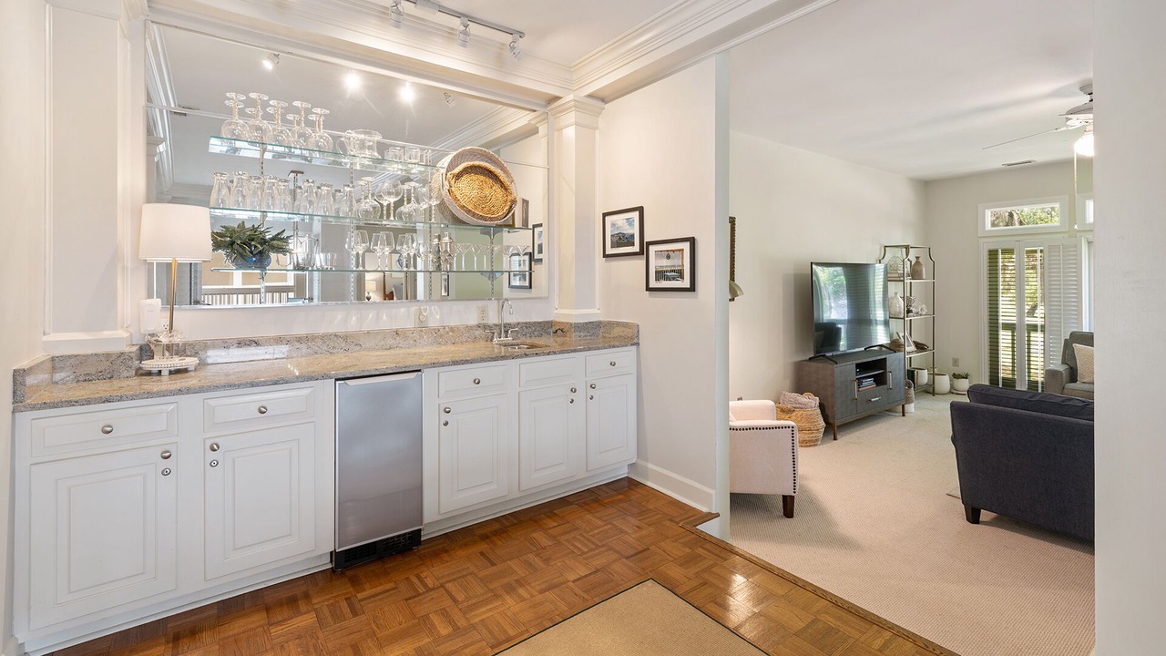 Photo of Kitchen in Debordieu Colony