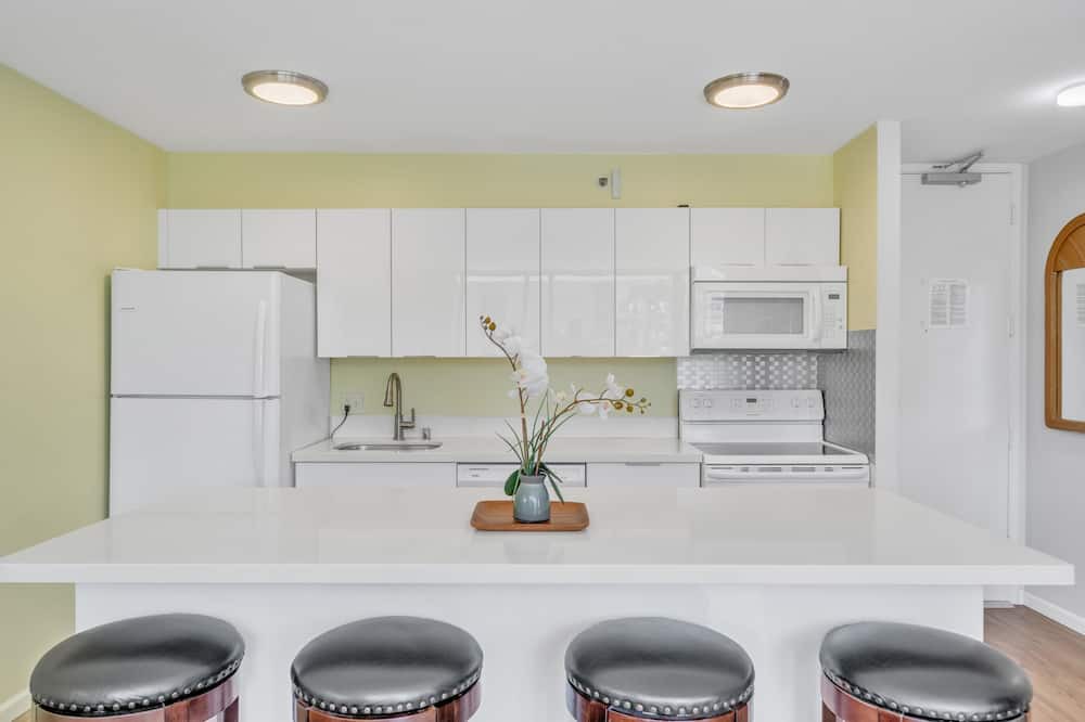 Photo of Kitchen in Waikiki