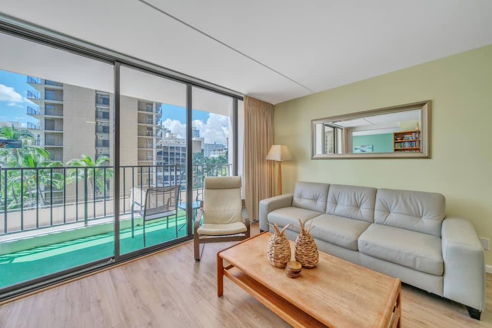 Photo of Bedroom in Waikiki