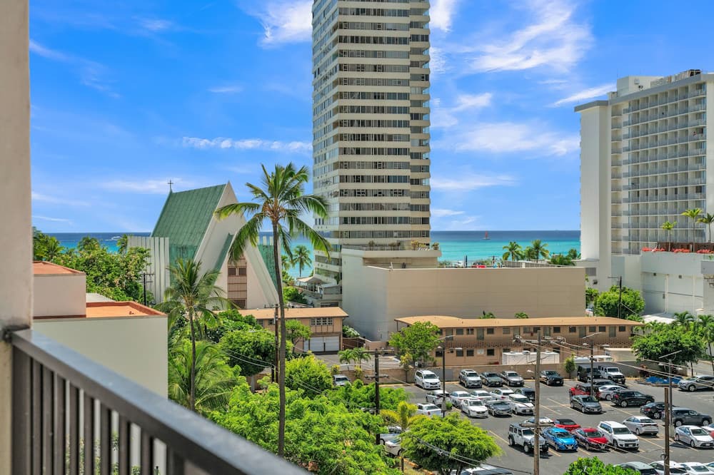 Photo of Others in Waikiki