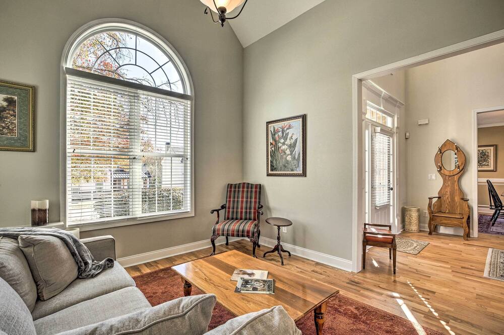 Photo of Bedroom in Jackson County