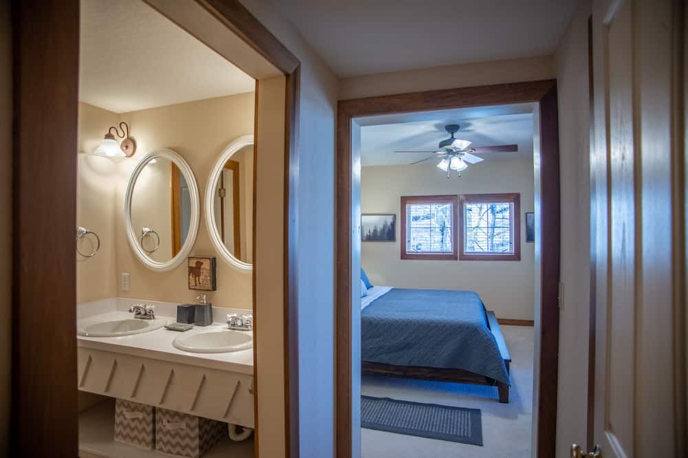 Photo of Bathroom in Mountain Air