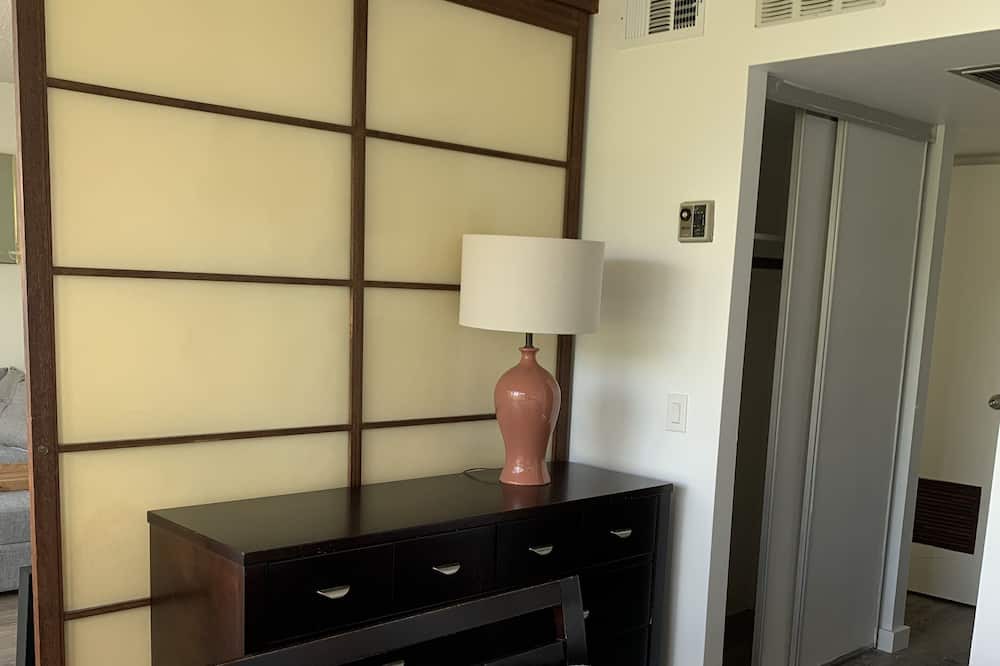 Photo of Bedroom in Makaha