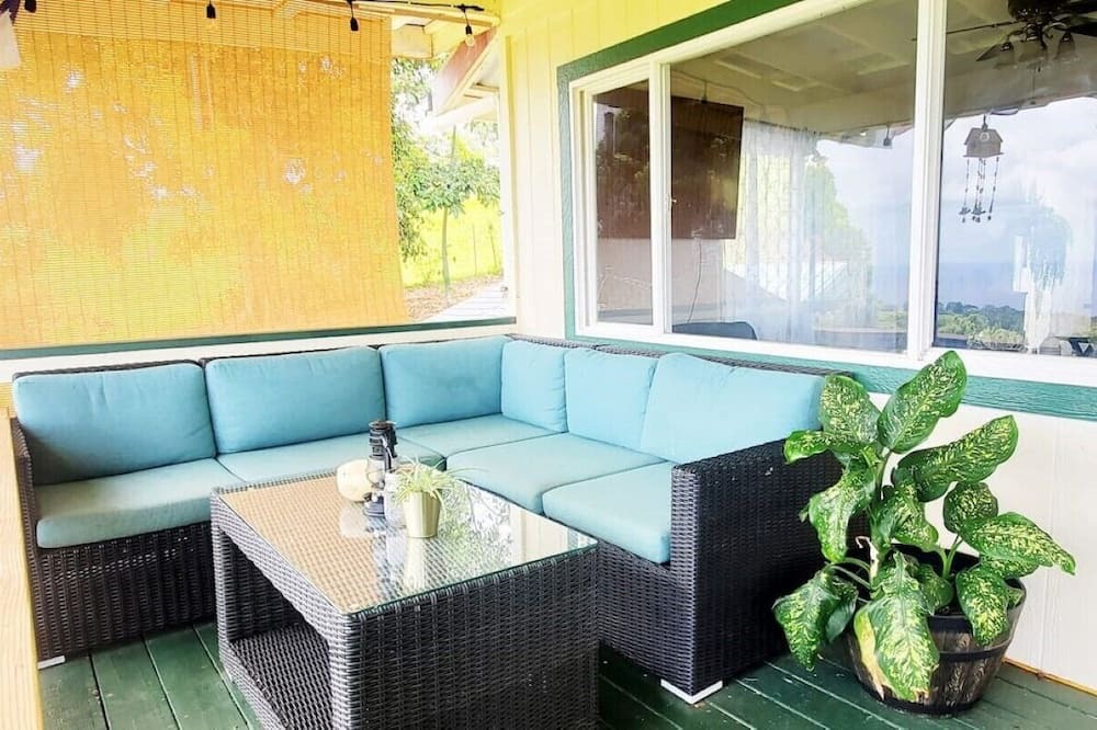Photo of Patio Balcony in Papaaloa