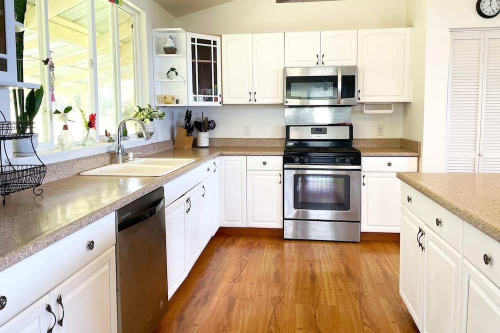 Photo of Kitchen in Papaaloa