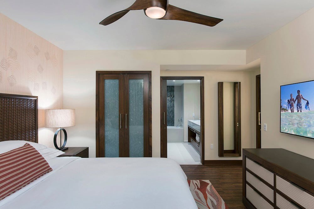 Photo of Bedroom in Waikiki