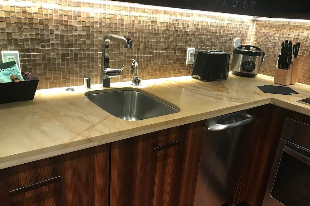 Photo of Kitchen in Waikiki