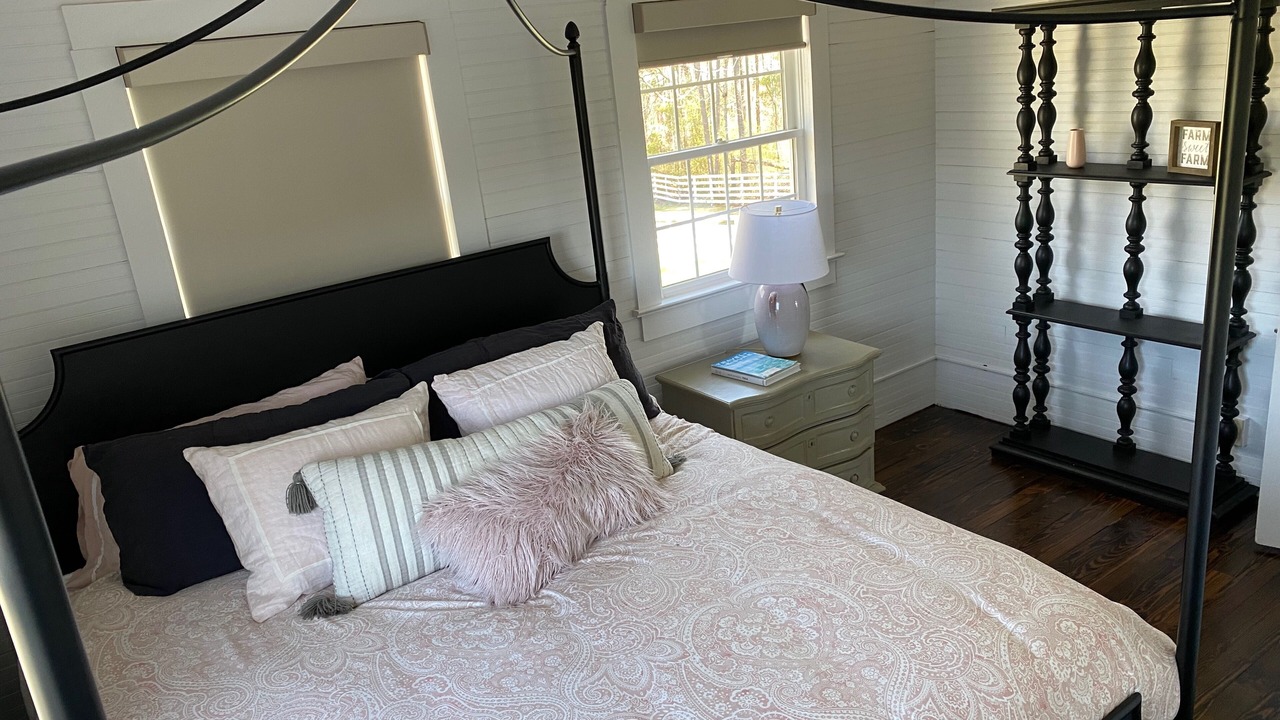 Photo of Bedroom in Taylorsville