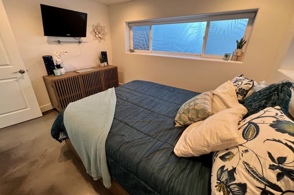 Photo of Bedroom in Kailua