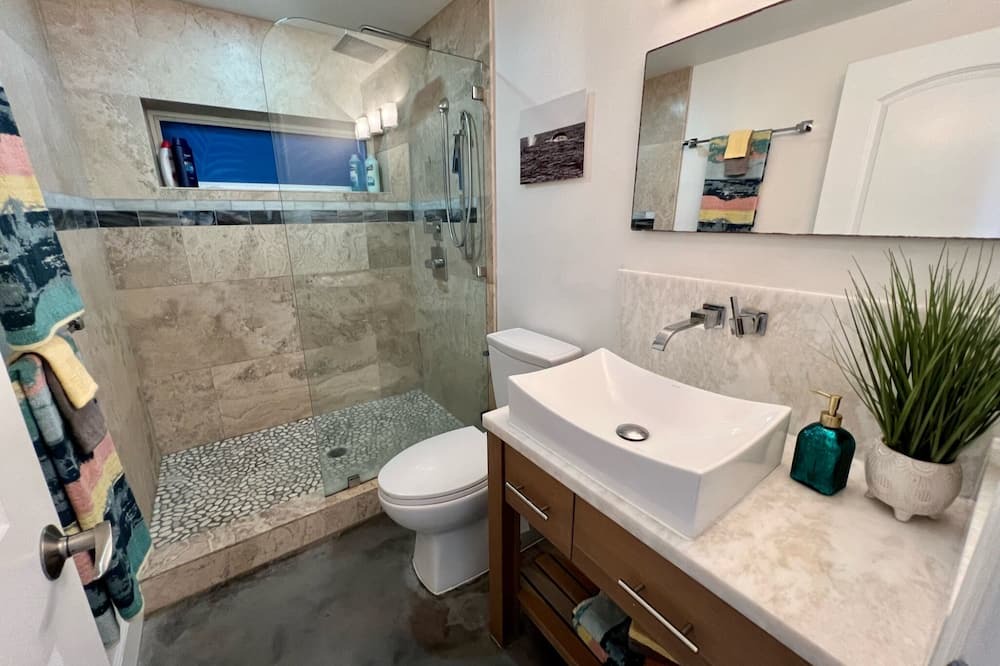 Photo of Bathroom in Kailua
