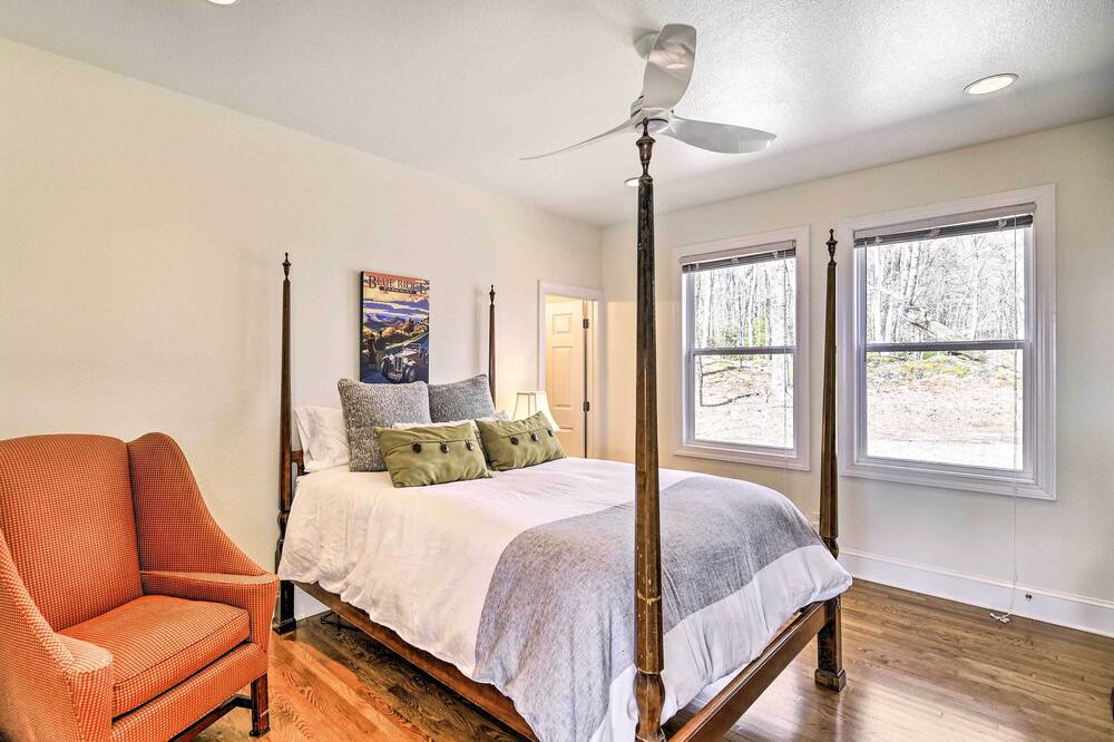 Photo of Bathroom in Dan River