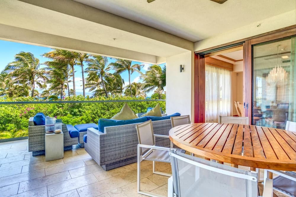 Photo of Patio Balcony in Montage Kapalua Bay