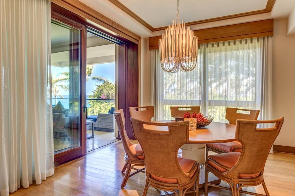 Photo of Others in Montage Kapalua Bay